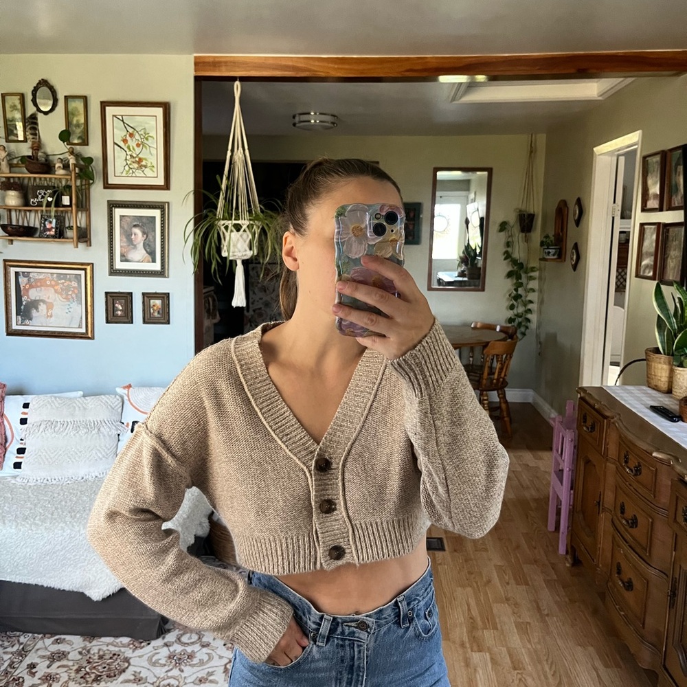 Garage Beige Button-Up Cropped Cardigan